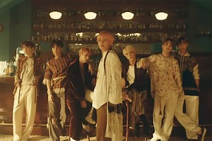 Музыкальный клип BTS на песню "Airplane Pt.2" стал их первым японским клипом, который преодолел отметку в 300 млн просмотров - YesAsia.ru