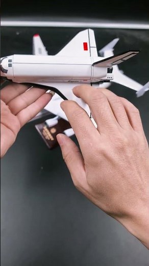 What kind of aircraft is this? Why was it designed this way?