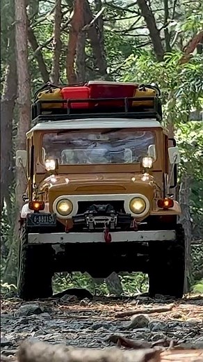 FMS TOYOTA Land Cruiser FJ40 | off-road driving 4X4 1/10 RC Car