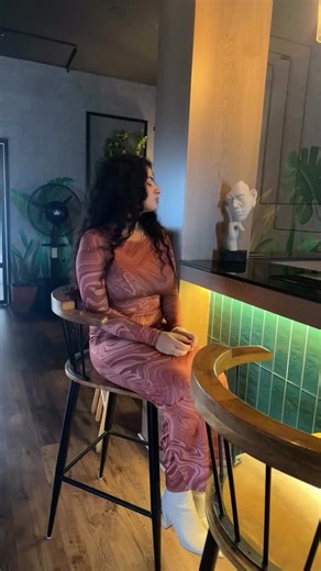 Fun Beauty Blooper Moments to Brighten Your Day