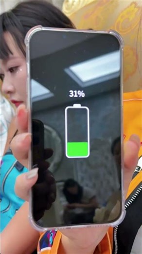 你的手机是什么电量？#clown #couple #shorts