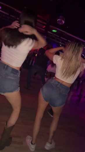 CowGirls Dance part 848