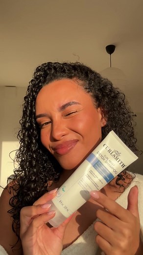 Transform Your Curls with Curlsmith Detox Shampoo