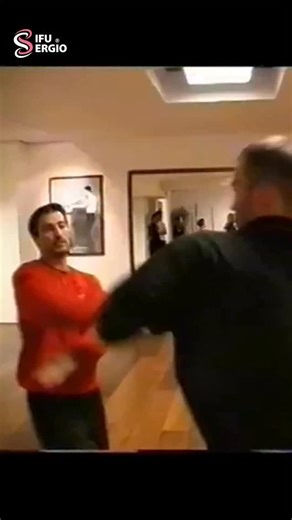𝑺𝒆𝒓𝒈𝒊𝒐 𝑷𝒂𝒔𝒄𝒂𝒍 𝑰𝒂𝒅𝒂𝒓𝒐𝒍𝒂 on Instagram: "Amsterdam, 2003. Teaching Ip Man Wing Chun (Leung Ting lineage). 23 years later… still on the path. Time flies. The art remains. #wingchun #wingtsun #vingtsun #kungfu #timeflies"