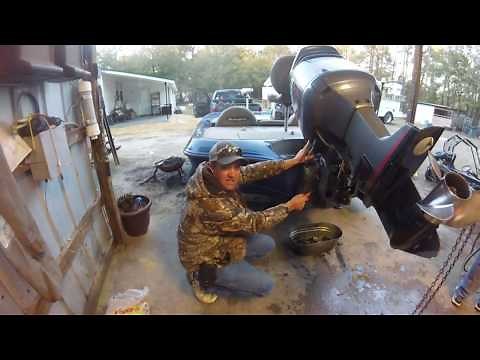 Yamaha Vmax 150 Tilt / Trim Repair Par two. The simplified version.