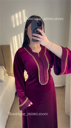 MIMI STORE on Instagram: "✨NOUVELLE COLLECTION ✨ -Très beau modèle d’une excellent qualités Avec finition impeccable 👌🏻 -tout les tailles disponible 34 jusqu’à 54 -livraison disponible 58 wilaya 🚚 Avec le service yalidine -Pour plus d’informations ou pour passer une commande, n’hésitez pas à nous contacter privé MARHBA BIKOUM ❤️#caftan #kaftan #trending #fyp #viral"