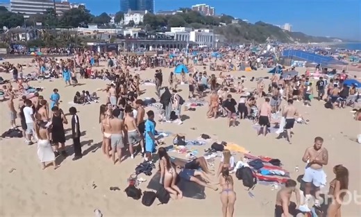 Mass brawl breaks out on Bournemouth beach