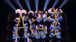 Chapkis Dance Family trajo algunos movimientos nuevos a el show. 👏 | AGT Español