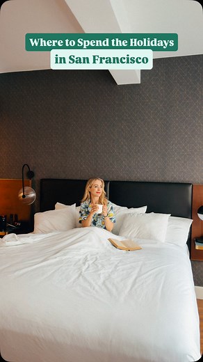 🎄🎁🤶🏻 HOLIDAY GUIDE for Union Square, San Francisco: check in to the @HotelStratford for the perfect home base to explore the most festive neighborhood in the city. The charming and modern rooms are spacious, and personal touches are evident at every step. It feels like a home away from home. #[Ad] Here are my favorite holiday spots in Union Square: 🎄Macy’s 7th Floor window has the best view! ⛸️ Ice skating and enjoying the holiday decor 🎁 Shopping at @GumpsSF 🍴 Dinner at @CorzettiSF or @B