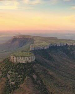 15 reactions | The outback landscapes of Queensland bathing in the golden glow of the sun ☀️⁠ ⁠ Incredible capture by @schmidtdogg_ | We Are Explorers | Facebook