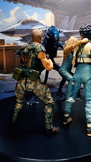 Corporal Hicks Elena Ripley & Newt vs Arachnoid Alien Neca