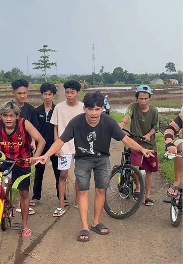 Tipi-Tipe Omped: Balapan Sepeda dan Keseruan Lainnya