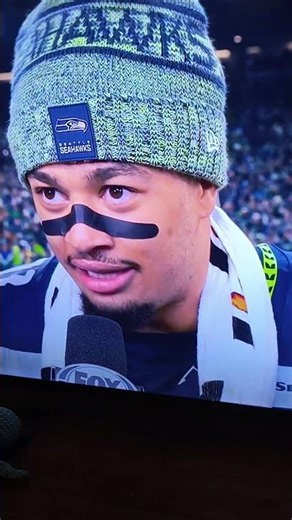 congratulations The Red Robin On proving the doubters wrong #SeaHawks superbowl bound