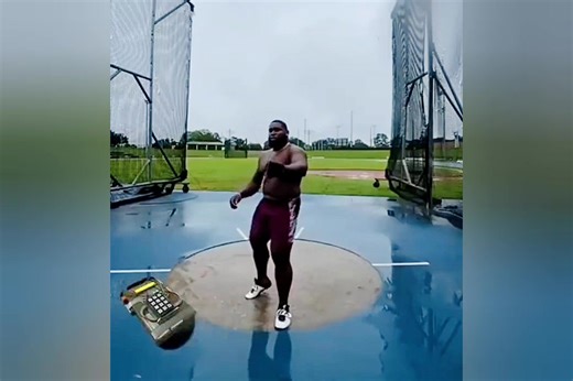 When the IGL trusts me with the bomb for the first time  Don’t forget, to get a free bonus from us, all you need to do is use the promo code “farm25” #CS2 | Farmskins | Facebook