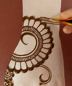 483K views · 18K reactions | Very easy back hand mehndi design video tutorial for every henna lovers | Mehndi Planet | Facebook