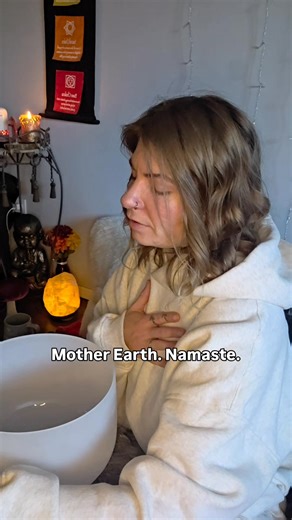 If you’ve been feeling anxious, ungrounded, or stuck in survival mode… this mini root chakra meditation is for you. This simple practice can make a drastic difference in your energy ✨ Do it anywhere, anytime. I like to weave it into my morning and night routines when I smudge and pray, and anytime I’m feeling nervous, fearful, lacking, or stuck in my thoughts. Like a tree, we can only rise as high as our roots grow down. That’s why grounding is an essential part of spiritual self-care. It’s diff