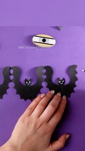 How to Make Bat Garlands 🦇 Easy Halloween Decoration Idea #Shorts