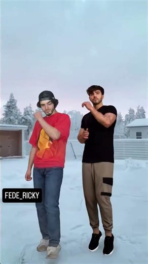 Fede Vigevani and Ricky Limon dancing to the SpongeBob SquarePants Remix 🔥 #fedevigevani #rickyli...