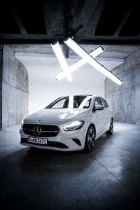 4.5K views · 30 reactions | Making everyday drives extraordinary. Whether it’s the school run or a scenic drive, the B-Class Sport Tourer turns every ride into an experience. #MercedesBenzSG | Mercedes-Benz Singapore | Facebook