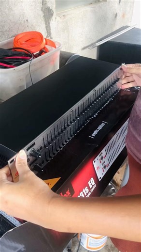 Unboxing Dbx Equalizer 231s #soundsystem #unboxing