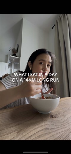 What I eat in a day - Marathon prep edition ✨ #whatieatinaday #running #runninggirl #fitness #marathon #marathontraining