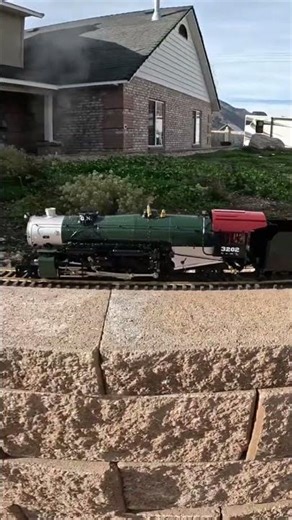 Grunt It Out #burntfinger #livesteam #modeltrain