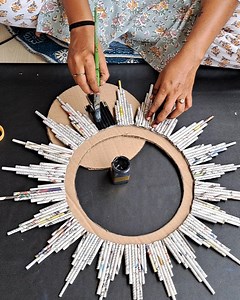 Newspaper flower wall hanging making #diy #craft #newspaper #fun | Creative ViNii