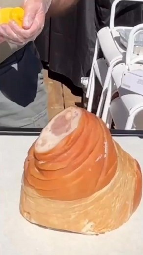 Delicious smoked pork ham, with brown sugar glaze. And a smoked pineapple to go along with it. | Paul Roberts