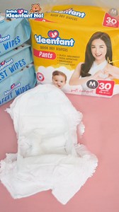 Mars, watch our absorbency test to see how the Kleenfant Quick Dry Diapers keep your baby dry and comfortable! ✨ Switch to Kleenfant na! 🥰🫶🏻 #AlagangKleenfant #KleenfantForEveryBaby #SwitchToKleenfantNa | Kleenfant