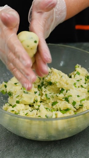 34K views · 129 reactions | When I make this recipe, everyone loves it! #dumplings #facebookviral #recipes | Cookery Recipes | Facebook