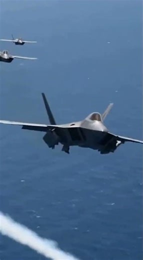 5th Gen Power. 💎 The F-22 Raptor is just built different. 🔥#f22 #fighterjet #f22raptor #viral