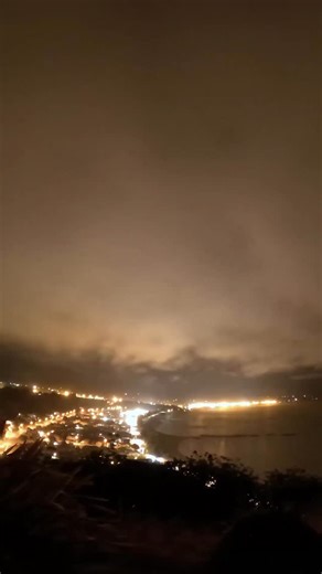 The stars above Kaikōura hit different… ✨ No wonder it’s now an official Dark Sky Sanctuary. @barekiwi 🎥 And if you’d like to know more about what you’re seeing when you look up, check out @moanaskies. @kaikouranz #Kaikoura #GoPro #Astro #DarkSky #Astrophotography #NewZealand #aotearoa | Bare Kiwi