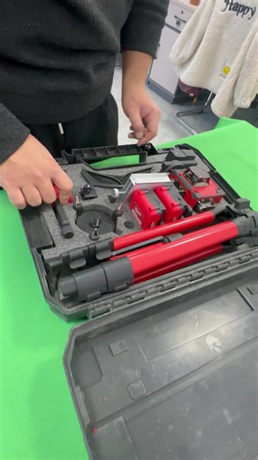 Milwaukee Level Kit - Precision Laser Measurement Tool