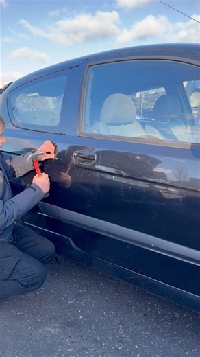 Here's how to fix a car lock.