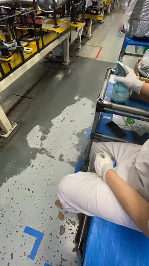 48K views · 438 reactions | #AutomotiveIndustry #FutureOfCars #ElectricVehicles #EVRevolution #ConnectedCars #CarTechnology #AutonomousDriving #MobilityFuture #CarNewsDaily #porsche #mercedes #volkswagen #audi | Cars infinity global | Facebook