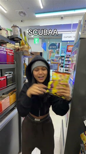 SCUBA 🦊 #lexy #scubadance