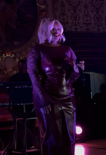 @KANY🌟 au théâtre !!! #concert #rapfr #kany #kaniguii