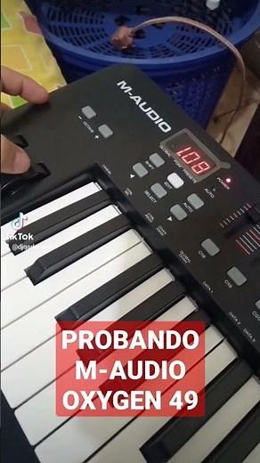 Probando M-AUDIO OXYGEN 49
