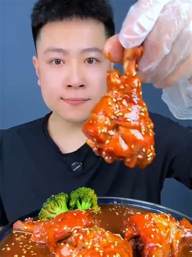 Delicious Eating Challenge with RICH JILI