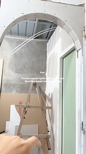 56K views · 794 reactions | bukan gamau share tutorial, tapi suamiku spek tukang yang kerjanya kayak timelapse jadi tutorialnya banyak kesimpan di otaknya yang penuh software rahasia  | Afandi Ndaa | Facebook