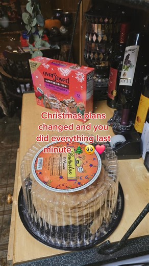 Ya'll send prayers to my mama Nelda Castro, Christmas is a little different this year due to her not feeling too good. But, we're gonna make the best of it at her casita! Merry Christmas mi gente ❤️🙏🎄 #christmastime #loveyoumama #feliznavidad2025 #giftforher | Sammy Torres