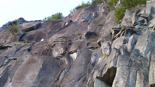 Climber on Index Town Wall falls 200 feet to his death