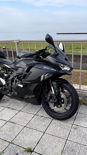 バイク乗る姿は3倍かっこいい #zx4r #zx4rr #紫4r #ninja