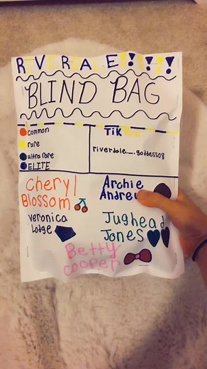 ELITE!!!!💙💙💙 #fyp #foryoupage #foryou #xyzbca #riverdale #elite #blindbags #homemadeblindbags #diy #makemefamous #getthisonthefyp #riverdalefandom