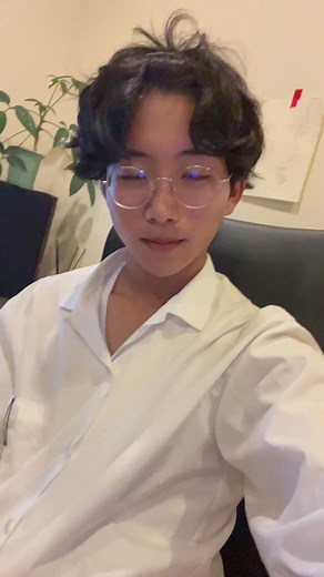 AKASAKI Bunny Girl Song Lyrics and Dance