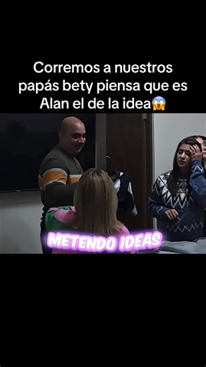 Corremos a nuestros papás: Un divertido momento en TikTok