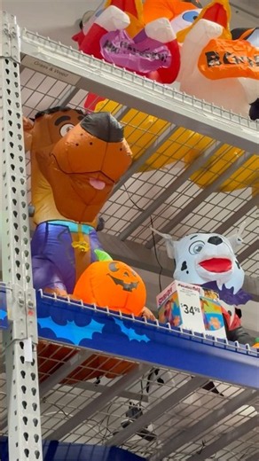 More Halloween Inflatables at Lowe’s! 🎃👻 | Halloween 2026