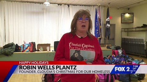 Christmas for the homeless event in St. Louis