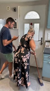 6.3K views · 90 reactions | There we go #flirtygirl #funnyinterview #ofmodel #onlyfansgirls #kissorslap #reels #reelsvideo #reelsfb #reelsviral #reelsinstagram #chinese #asmr #viral #Tiktok #girls #dance | Jeremlaura TV | Facebook