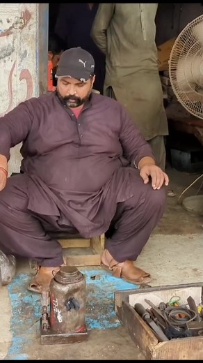 Expert Guide on Repairing 50 Ton Hydraulic Jack | Mechanic Skills